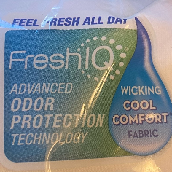 Hanes Best Tagless T-Shirts / Undershirts — White Tahirts — 2XL - Picture 3 of 5